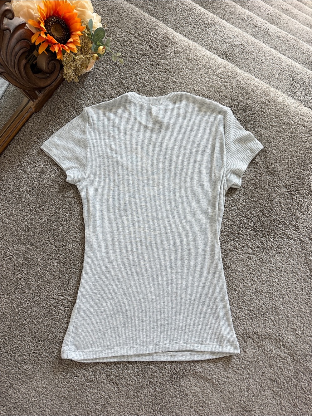 SKIMS Sheer Rib Tee - Picture 5 of 5